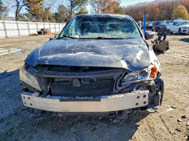 Photo 5 from auction – 2013 ACURA ILX 20 PRE with VIN 19VDE1F52DE002253