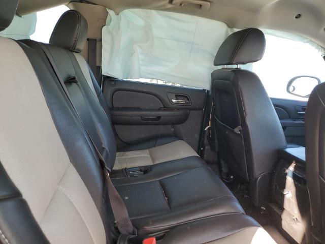 Photo 10 from auction – 2011 GMC YUKON XL C with VIN 1GKS1HE01BR393765