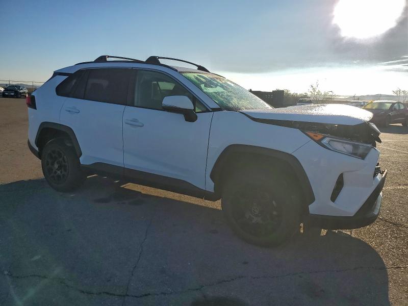 Photo 4 from auction – 2021 TOYOTA RAV4 XLE with VIN 2T3P1RFV4MC223597