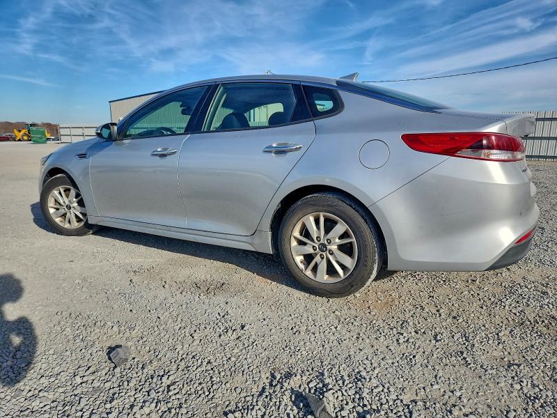 Photo 2 from auction – 2018 KIA OPTIMA LX with VIN 5XXGT4L36JG249874