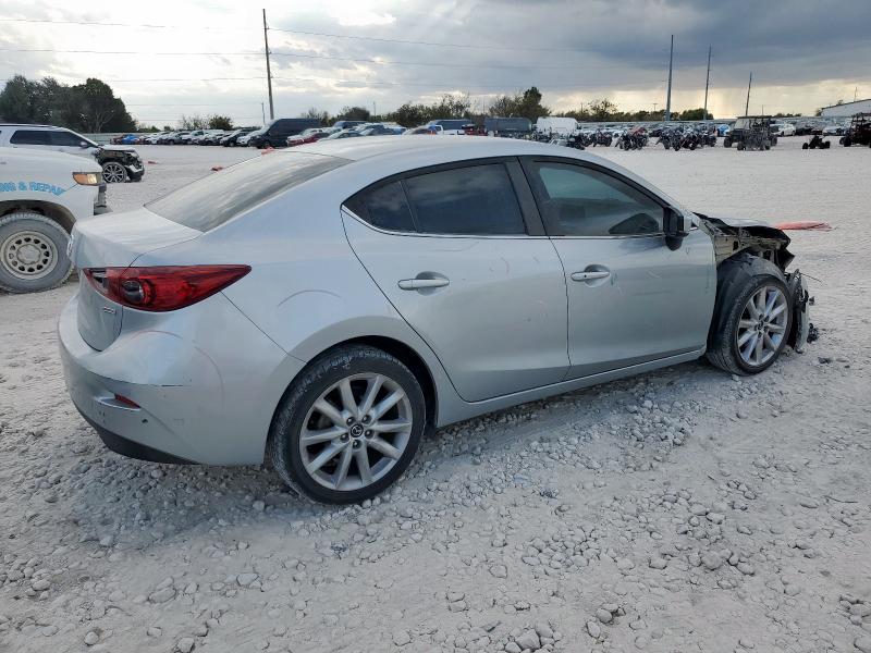 Photo 3 from auction – 2017 MAZDA 3 TOURING with VIN 3MZBN1V70HM134910