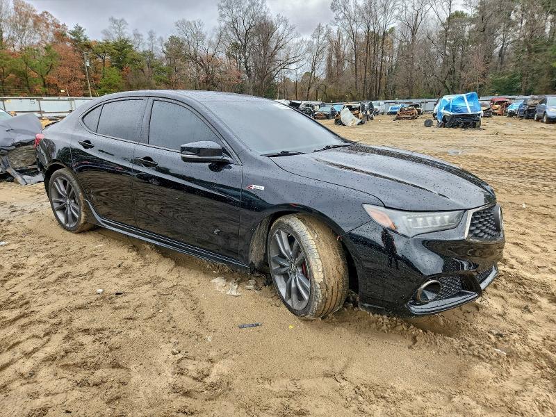 Photo 4 from auction – 2018 ACURA TLX with VIN 19UUB2F66JA005493