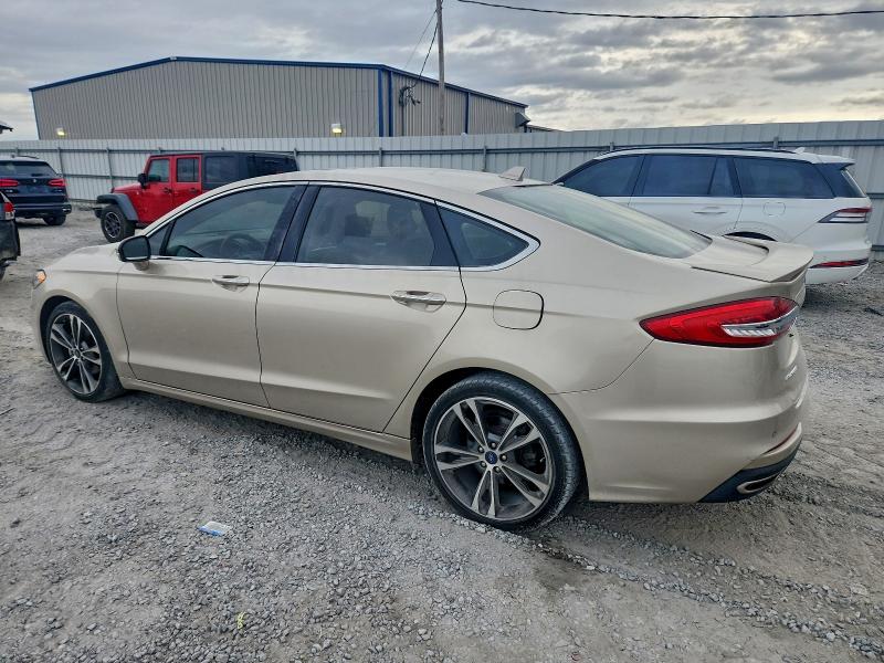 Photo 2 from auction – 2019 FORD FUSION TIT with VIN 3FA6P0D98KR124265