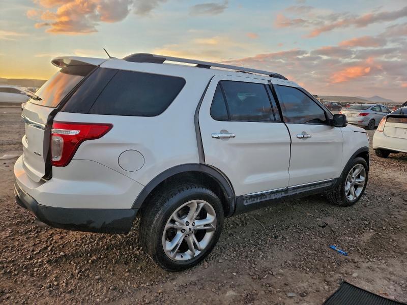 Photo 3 from auction – 2012 FORD EXPLORER L with VIN 1FMHK8F83CGA08710
