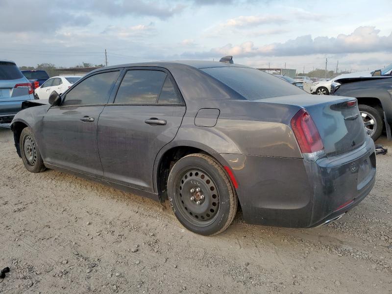 Photo 2 from auction – 2021 CHRYSLER 300 S with VIN 2C3CCABG8MH634313
