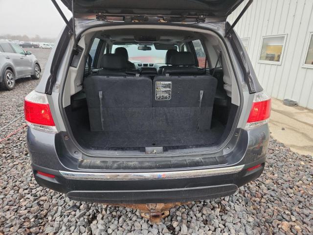 Photo 6 from auction – 2011 TOYOTA HIGHLANDER with VIN 5TDDK3EH8BS065304