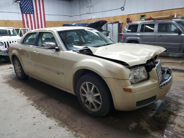 Foto 4 de la subasta – 2010 CHRYSLER 300C con VIN 2C3CK6CT5AH194106