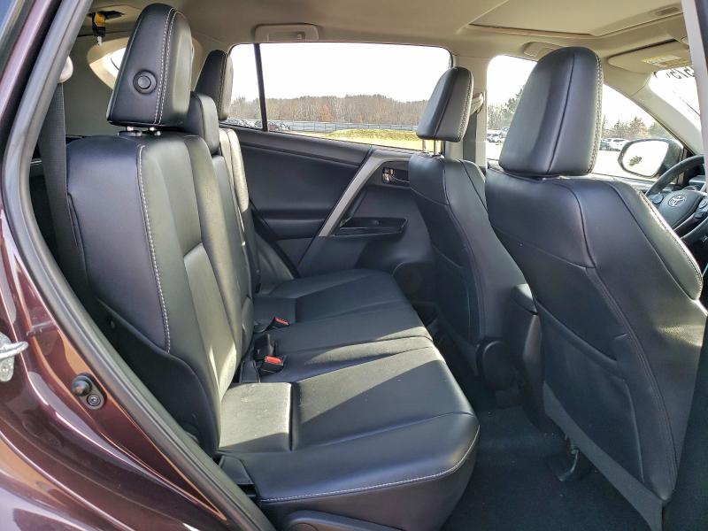 Photo 11 from auction – 2017 TOYOTA RAV4 LIMIT with VIN 2T3DFREV4HW651339
