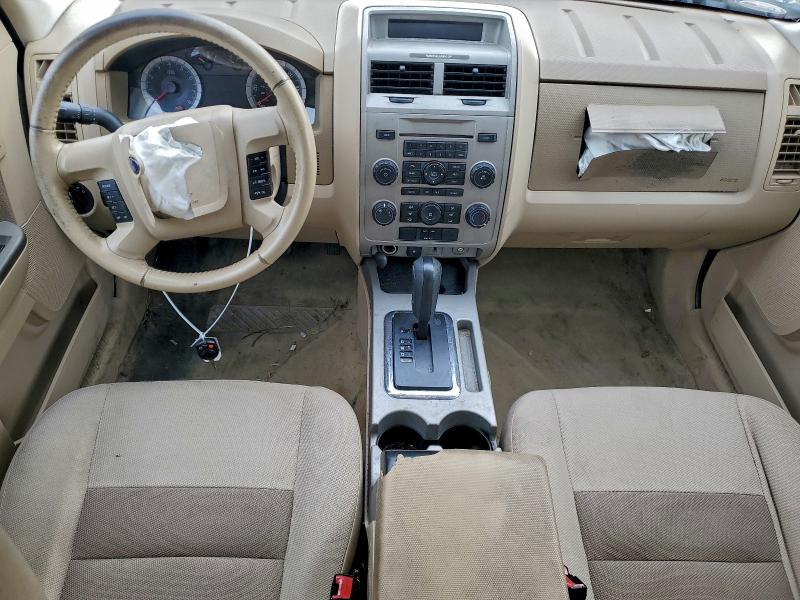 Photo 8 from auction – 2009 FORD ESCAPE XLT with VIN 1FMCU03G89KA37840