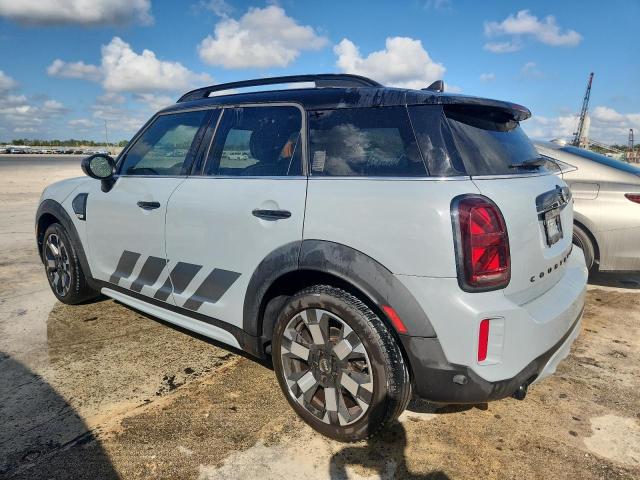 Photo 2 from auction – 2023 MINI COOPER S C with VIN WMZ53BR09P3P88216