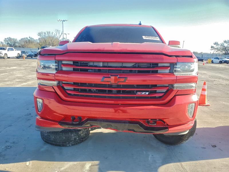 Photo 5 from auction – 2018 CHEVROLET SILVERADO with VIN 3GCUKREC3JG462262
