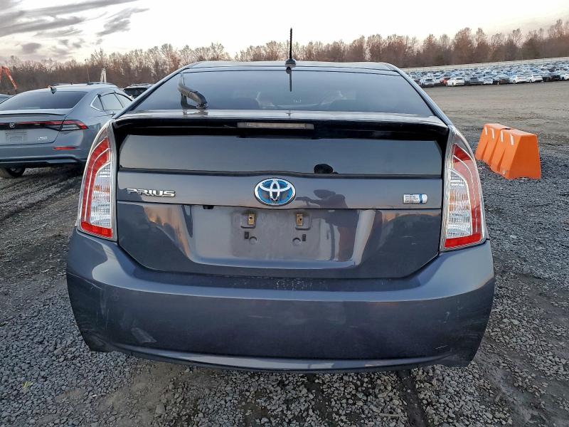 Photo 6 from auction – 2015 TOYOTA PRIUS with VIN JTDKN3DU5F2001621