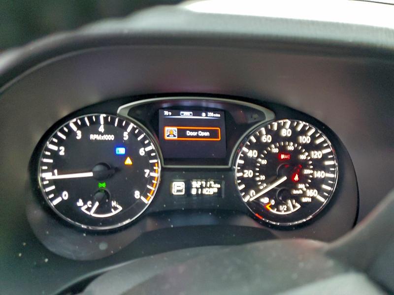 Photo 9 from auction – 2015 NISSAN PATHFINDER with VIN 5N1AR2MM1FC622029