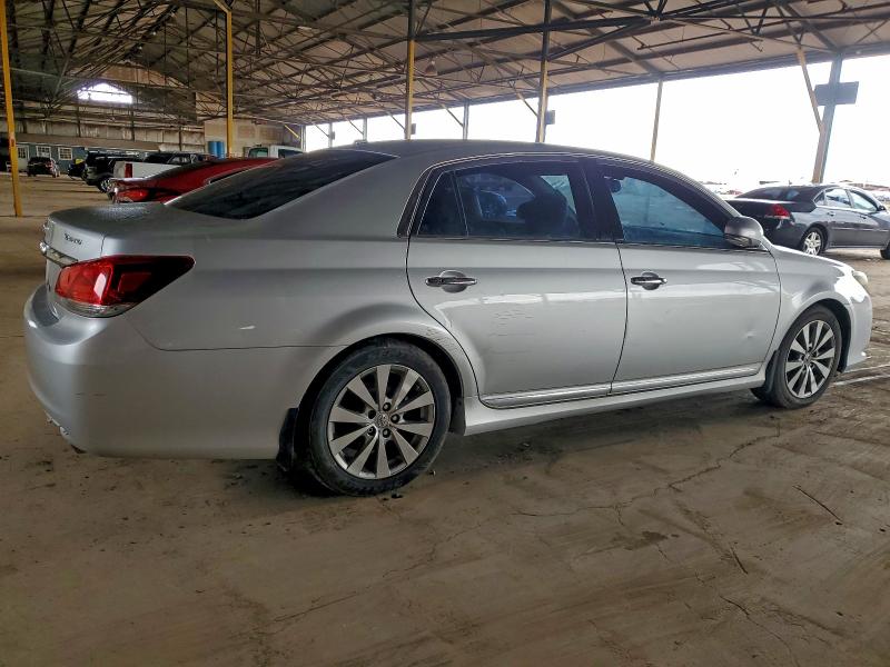 Foto 3 de la subasta – 2011 TOYOTA AVALON BAS con VIN 4T1BK3DB8BU412996