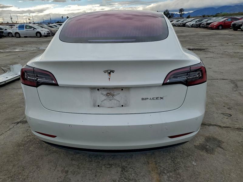 Photo 6 from auction – 2018 TESLA MODEL 3 with VIN 5YJ3E1EA8JF006489