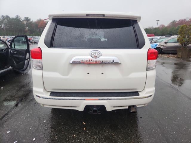 Photo 6 from auction – 2013 TOYOTA 4RUNNER SR with VIN JTEBU5JR2D5133967