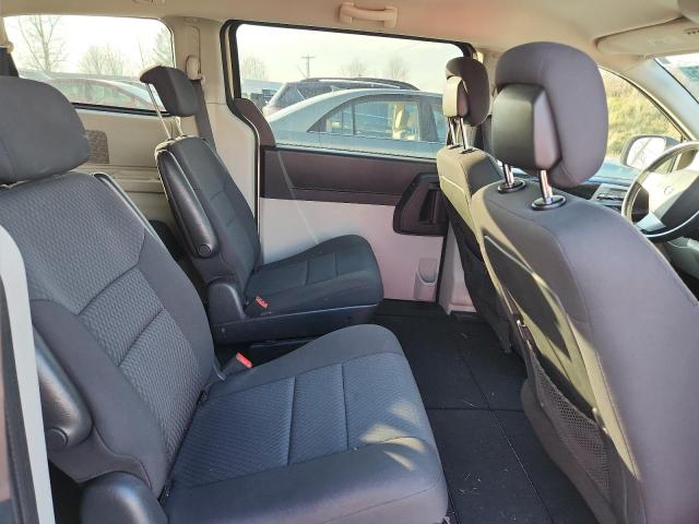 Photo 11 from auction – 2010 DODGE GRAND CARA with VIN 2D4RN5D17AR396267