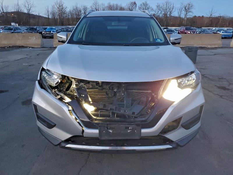 Photo 5 from auction – 2017 NISSAN ROGUE S with VIN KNMAT2MV5HP512062