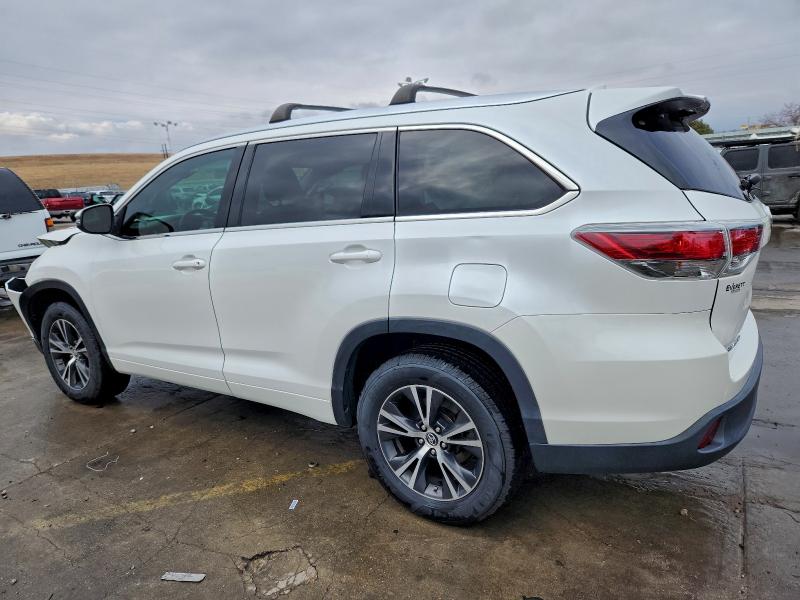 Photo 2 from auction – 2016 TOYOTA HIGHLANDER with VIN 5TDKKRFH5GS156093