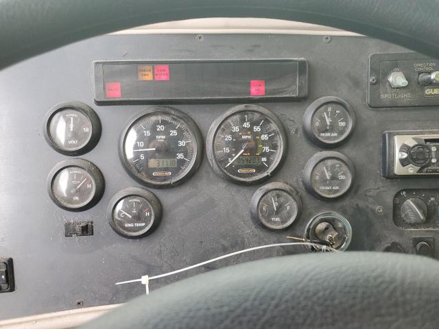 Photo 8 from auction – 2001 FREIGHTLINER CHASSIS X with VIN 4UZAAHBS01CH84435
