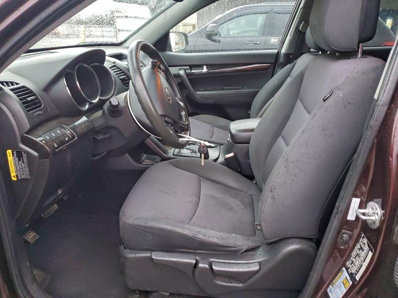 Photo 7 from auction – 2012 KIA SORENTO BA with VIN 5XYKTDA64CG302285