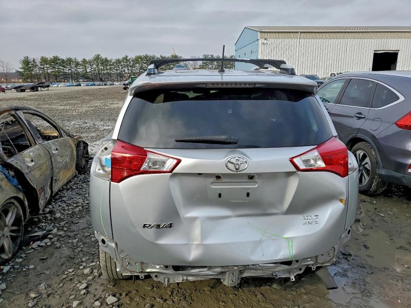 Photo 6 from auction – 2013 TOYOTA RAV4 XLE with VIN JTMRFREV3DD006999