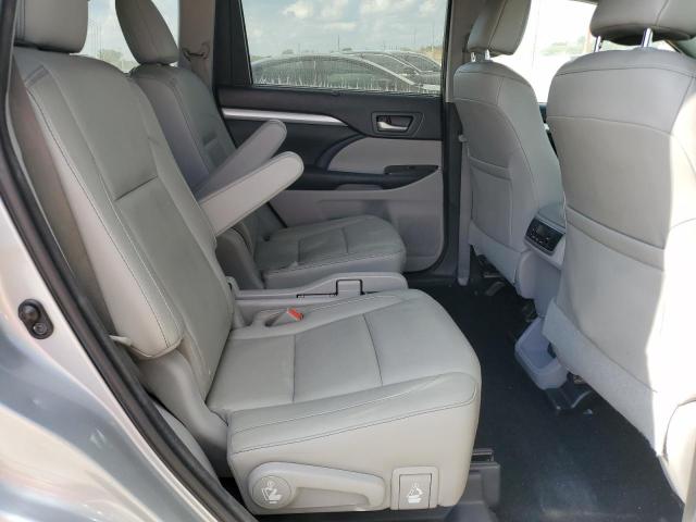 Zdjęcie 11 z aukcji – 2016 TOYOTA HIGHLANDER z VIN 5TDKKRFH8GS155584