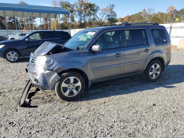 HONDA PILOT EX 2015 with VIN 5FNYF4H49FB033752 - Photo from auction