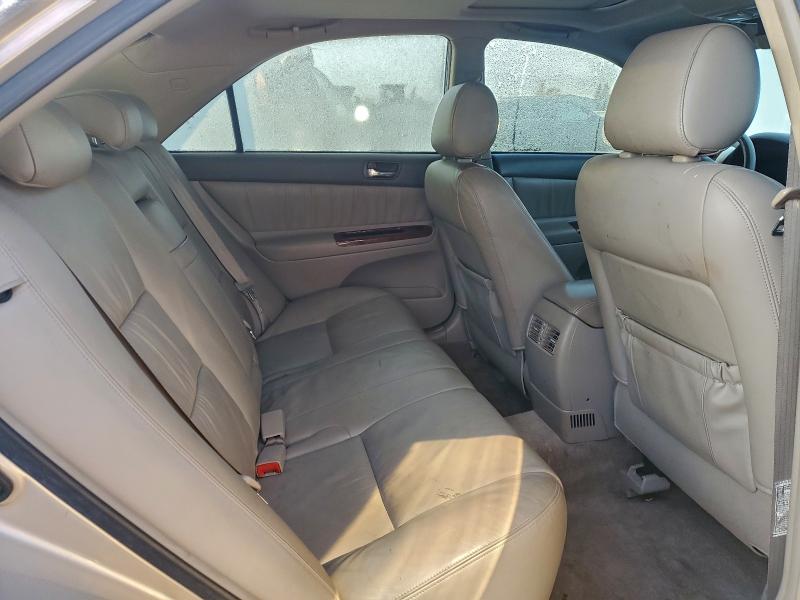 Photo 10 from auction – 2005 TOYOTA CAMRY LE with VIN JTDBF30K450164627