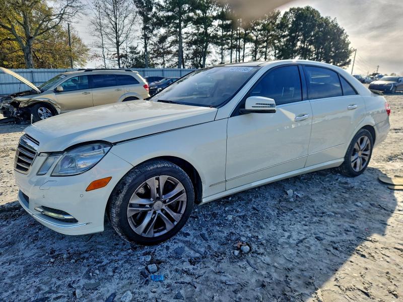 MERCEDES-BENZ E 550 2011 with VIN WDDHF7CB7BA379654 - Photo from auction