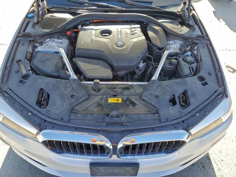Photo 11 from auction – 2019 BMW 530E with VIN WBAJA9C51KB392892