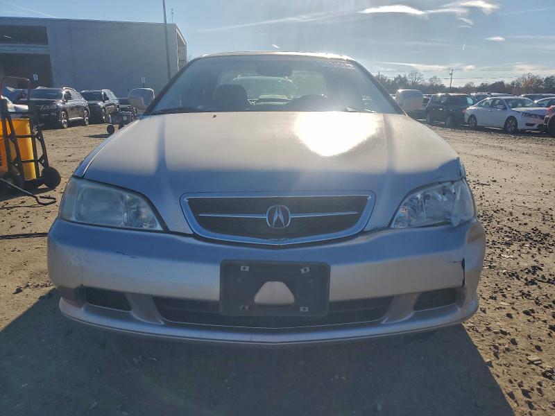 Photo 5 from auction – 1999 ACURA 3.2TL with VIN 19UUA5653XA031828
