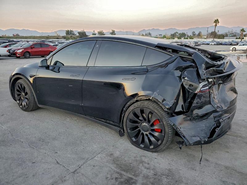 Photo 2 from auction – 2022 TESLA MODEL Y with VIN 7SAYGDEF2NF573559