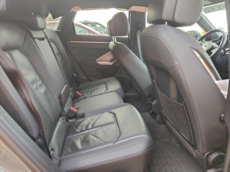 Photo 11 from auction – 2020 AUDI Q3 PREMIUM with VIN WA1DECF36L1045622