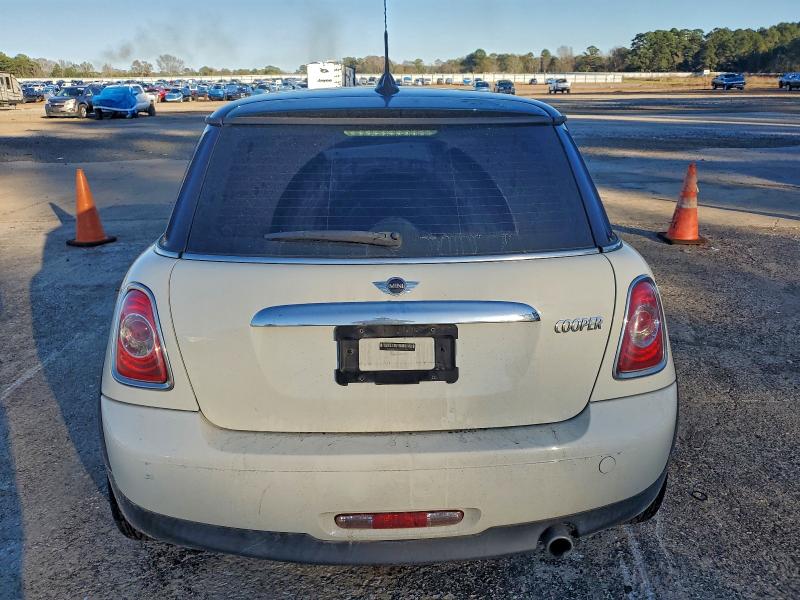 Photo 6 from auction – 2013 MINI COOPER with VIN WMWSU3C50DT547390