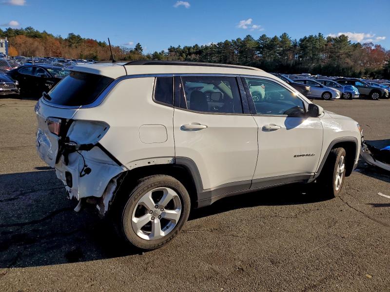 Фото 3 с аукциона – 2018 JEEP COMPASS LA с VIN 3C4NJDBBXJT246602