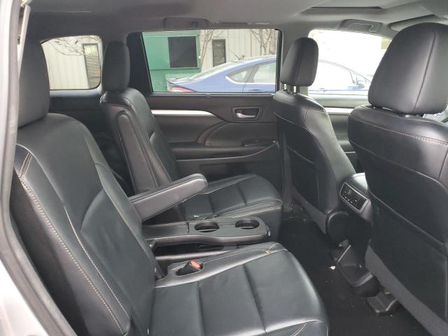 Photo 11 from auction – 2016 TOYOTA HIGHLANDER with VIN 5TDKKRFH8GS146755