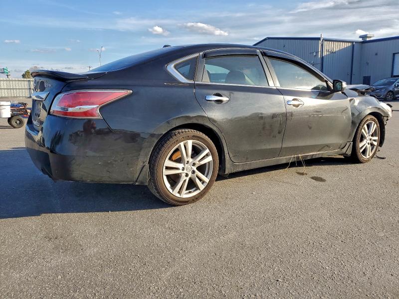 Photo 3 from auction – 2015 NISSAN ALTIMA 3.5 with VIN 1N4BL3AP5FC167917