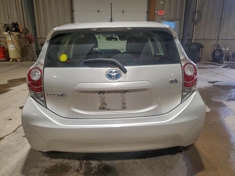 Photo 6 from auction – 2012 TOYOTA PRIUS C with VIN JTDKDTB34C1520805