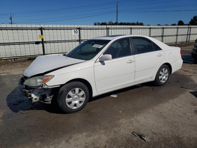 TOYOTA CAMRY LE 2002 with VIN 4T1BE32KX2U011024 - Photo from auction