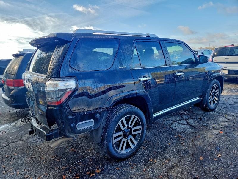 Photo 3 from auction – 2018 TOYOTA 4RUNNER SR with VIN JTEZU5JRXJ5169819