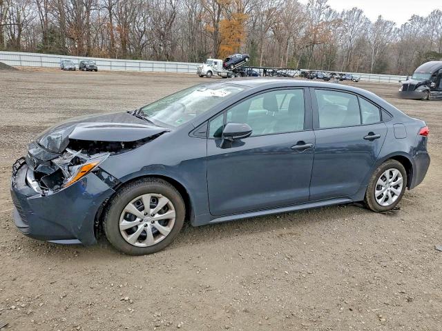 TOYOTA COROLLA LE 2025 with VIN 5YFB4MDE0SP353258 - Photo from auction