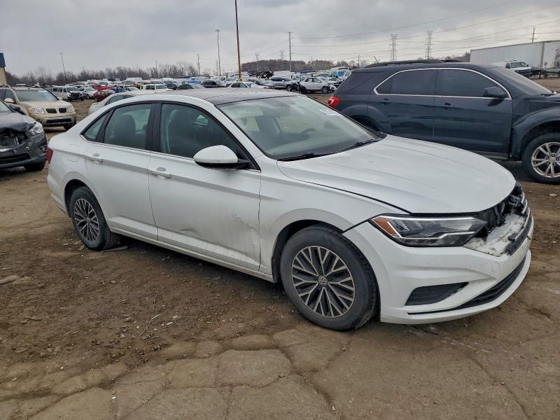 Photo 4 from auction – 2019 VOLKSWAGEN JETTA with VIN 3VWC57BU4KM230290