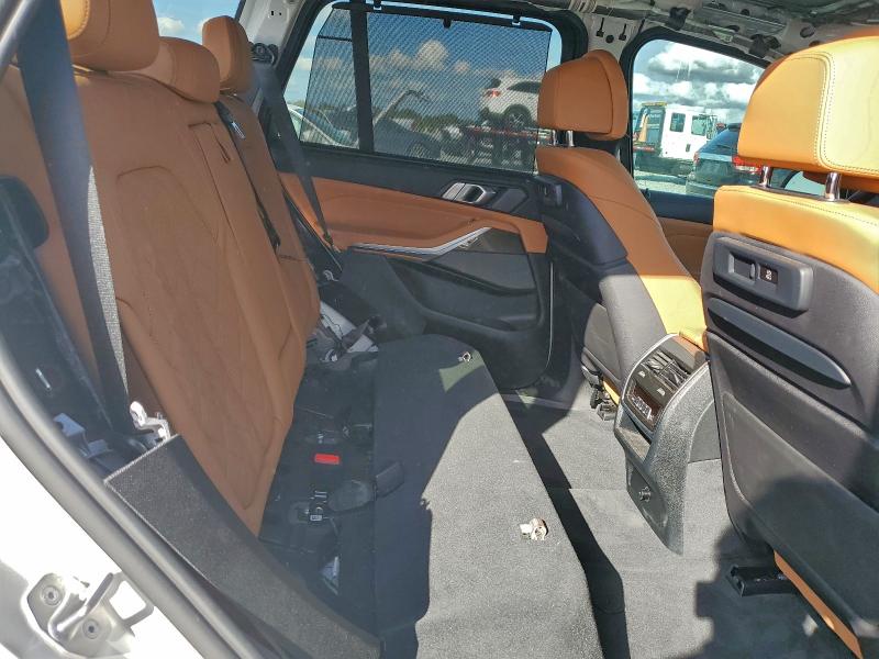 Photo 11 from auction – 2023 BMW X5 XDRIVE4 with VIN 5UXTA6C06P9R44978