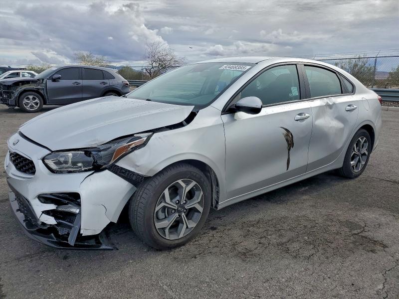 KIA FORTE FE 2021 with VIN 3KPF24AD8ME336568 - Photo from auction