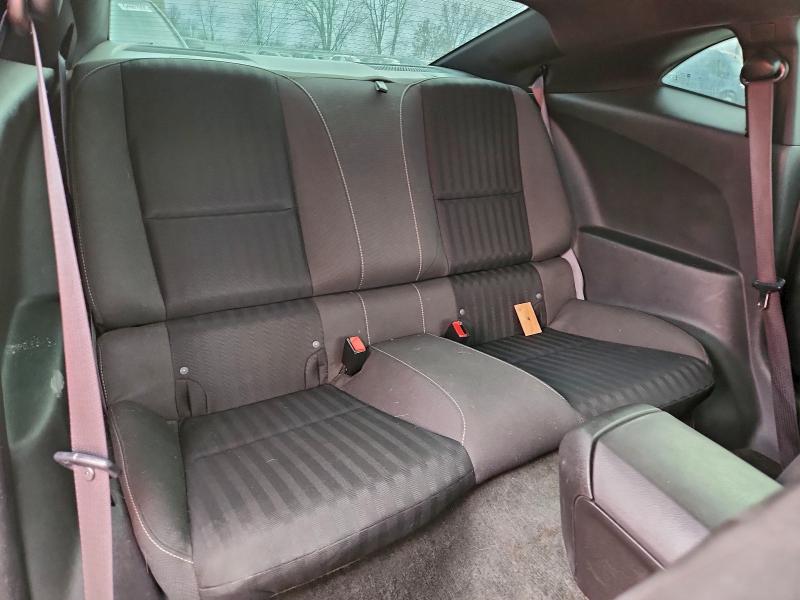 Photo 10 from auction – 2014 CHEVROLET CAMARO LS with VIN 2G1FA1E33E9137858