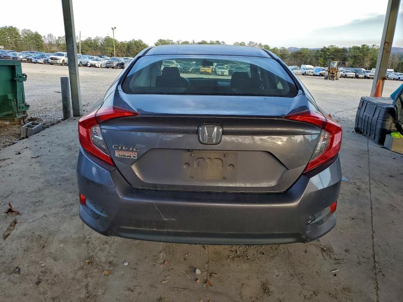 Photo 6 from auction – 2017 HONDA CIVIC LX with VIN 19XFC2F59HE022355