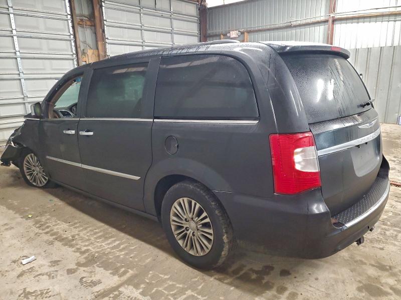 Photo 2 from auction – 2016 CHRYSLER TOWN & COU with VIN 2C4RC1CG8GR233072