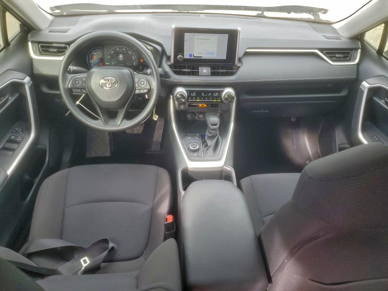 Photo 8 from auction – 2025 TOYOTA RAV4 LE with VIN JTMLWRFV7SD601761