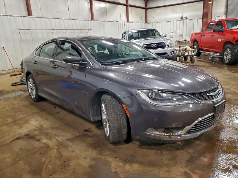Photo 4 from auction – 2015 CHRYSLER 200 LIMITE with VIN 1C3CCCAB1FN513151